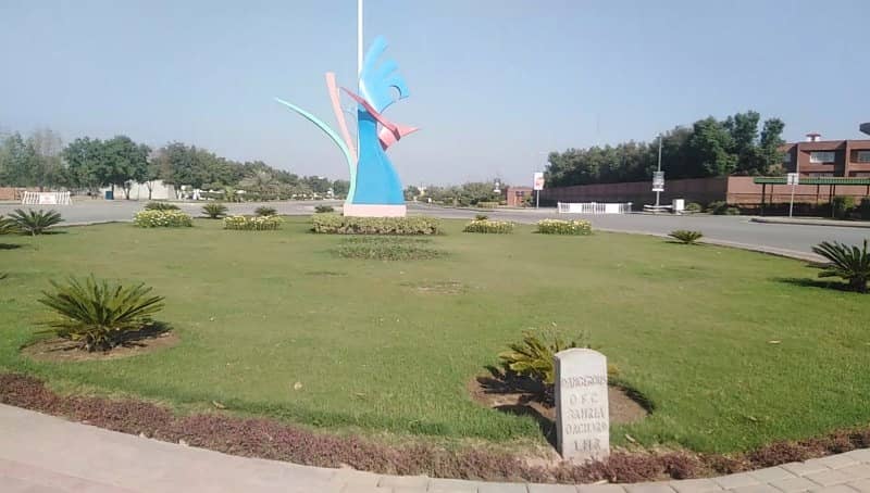 10 Marla 60ft Road Plot For Sale In G5 Bahria Orchard Phase 4