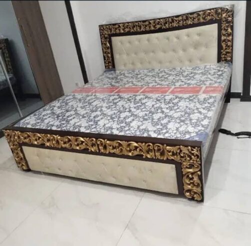 double bed/king size bed/wooden bed/side table/bed set